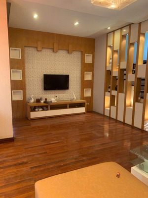 sốc! bán gấp nhà mặt hồ trí đức, đối diện trường trí đức, 120m², 6 tầng, full nội thất, chỉ 20tỷ