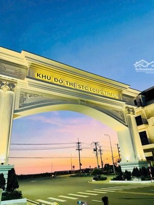 đi mỹ gấp - cắt lỗ lô góc 2mt dự án stc 120m2 -giá 2tỷ2 sổ sẵn, thổ cư 100% dân đông -sát công viên