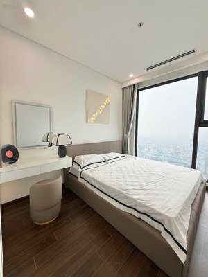 cho thuê gấp 1pn+1, full nội thất tại masteri west heights, 13 triệu, view hồ ,mới tinh miễn pdv