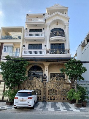 bán gấp hxh 10 mét khu hoàng hoa thám, bàu bàng, dt 12x27m cn 335m2, 4 tầng .gía 50 tỷ.