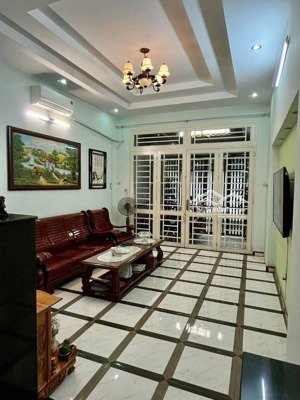 vip bình thạnh - hẻm thông xe hơi ngủ trong nhà -nhà 2 mặt hẻm - giáp phạm văn đồng - 11 tỷ