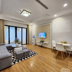 cho thuê gấp căn hộ 55m2, 1pn, giá: 14 triệu tại royal city, lh: 