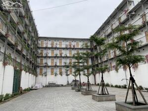 Bán tòa nhà trong KCN Đồng Văn. DT 2108m2. Lô góc, mặt tiền 90m. Giá 45 tỷ