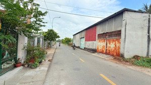 lô góc 30m mặt tiền đường nhựa long điền - tặng kèm căn nhà cũ