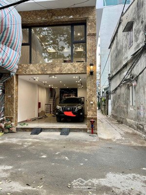 bán nhà cổ nhuế - gần bv phương đông, ô tô tránh nhau