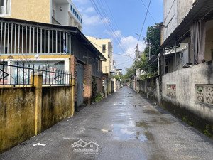 mảnh đất phố cổ cực hiếm, mặt tiền 7m rất đẹp, kiệt 4m trải nhựa, cách phố đi bộ 700m. giá đầu tư!!