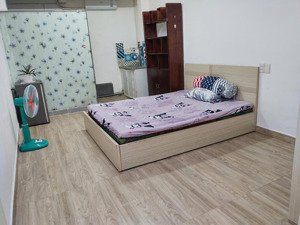 cho thuê phòng xô viết nghệ tĩnh,p.17, 20m2, đủ nội thất, 4.5tr