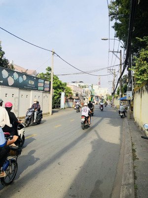 cho thuê nhà mặt tiền linh đường chương dương, phường linh chiểu, thủ đức