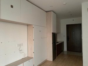 cho thuê ch central premium dt 2 pn , 2wc. giá 12tr/tháng