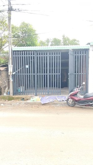 chính chủ cho thuê nhà mặt tiền 3tr5