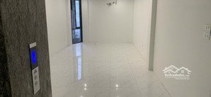 cho thuê tòa nhà 4 tầng phố phương mai - 62m2/tầng - thang máy - vị trí đắc địa kinh doanh đỉnh cao