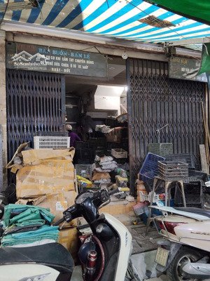 cho thuê cửa hàng ở trung tâm chợ hoà bình