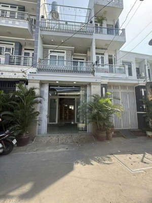 nhà mới đón xuân hxt thông - 4,2x15m 3 tầng btct - vị trí đỉnh đông bắc - shr thổ cư