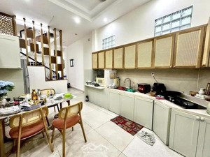 bán nhà huỳnh văn bánh - 76.8m2 - 4 tầng - 12 tỷ - vị trí thuận tiện phú nhuận