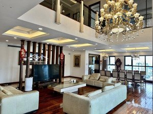 18.5 tỷ! cần chuyển nhượng căn penthouse 250m2 tại berriver 390 nguyễn văn cừ. lh: 
