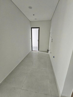 duy nhất căn 77.5m2(2pn,2vs)- bc đông nam- đã có sổ đỏ - giá 6.9 tỷ bao thuế phí - nhà mới 100%