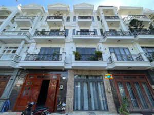 bán nhà 4 tấm khu vip đường lê trọng tấn, view công viên, hẻm 8m có lề, dt: 4.5 x 12m, giá 8,25 tỷ