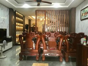 bán nhà 3 tầng tân hiệp 4 - 84m2 - 6.3 tỷ - nhà mới đẹp hẻm dân trí