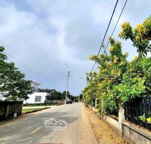 vị trí vàng cạnh quốc lộ21 , ngay chợ hòa lạc.vài phút di chuyển ra khu cnc,đhqg,fpt và metro5