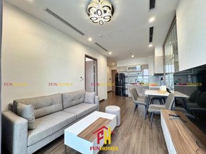 cho thuê căn hộ 2 phòng ngủ decor nội thất đẹp vinhomes symphony