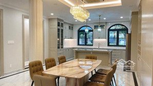 cho thuê biệt thự chateau, pmh, q.7, 4pn, 5wc, nhà đẹp, giá 115tr. lh 