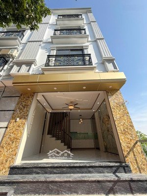 cần bán nhà 5tx32m2 gần ql 21b chợ đầu mối phía nam vài phút đến đại học đại nam phú lương 4,25 tỷ