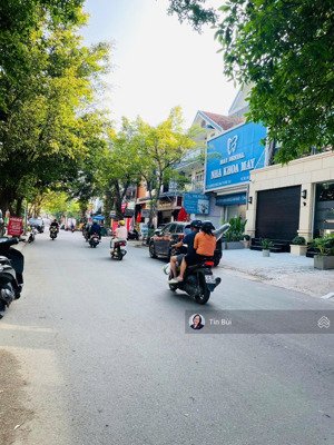 đất 90m2 - mtkd đường d3 trục chính da - đoạn sung nhất kd tốt-100m ra global city. 01 lô duy nhất