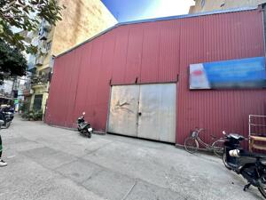 Cho thuê kho xưởng sát khu Linh Đàm, DTSD 600m, đất sổ đỏ, giá 46tr/th