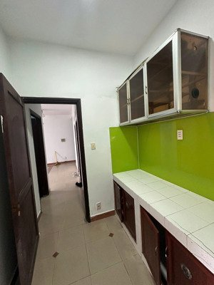 cần bán chung cư 312 lạc long quân quận 11 có sổ rồi giá 3,5 tỷ