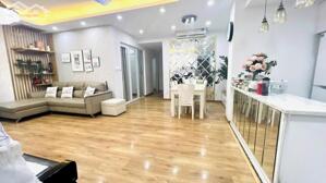 Bán căn hộ 3PN rộng 100m2 tại SEASONS AVENUE, giá 10 tỷ