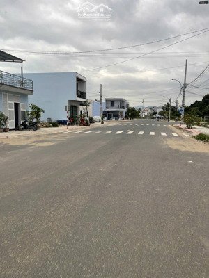 bán đất tđc ngọc hiệp, nha trang, đường 20m đã có sổ