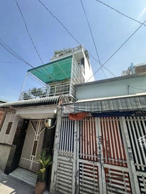 trường chinh - 96m2 - hxh thông - xây được cao tầng - khu vực tiềm năng