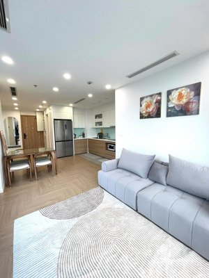 chính chủ cho thuê căn góc 813, 2pn 2wc, 70m2 tại ninety complex, 22 triệu vnd, đống đa, hà nội