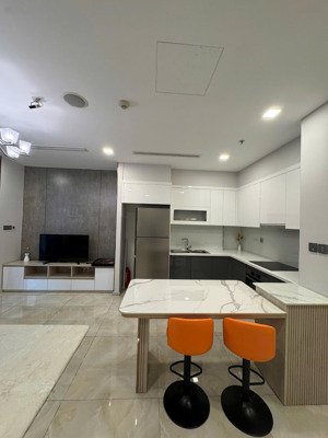 độc quyền căn 2pn 78m2 giá tốt chỉ 26 triệu /tháng, view thoáng mát, đã đầu tư full nội thất