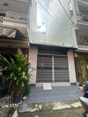 bán nhà cấp 4 đường sư vạn hạnh q10, dt (3.6 x 18m) giá 14 tỷ tl