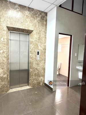 bán gấp tòa nhà mặt tiền hoàng diệu, phú nhuận - dt 9x30m, hđt 200tr, giá 126 tỷ