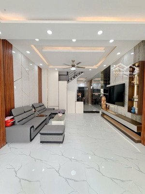 siêu phẩm nhà đẹp ở ngay, 5x14, 4l, phú thuận, q7