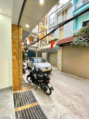 bán nhà lạc long quân - 51m - 6 tầng - ngõ thông - ô tô tránh - 23.6 tỷ - nhà đẹp về ở ngay.