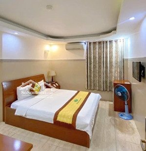 cần bán khách sạn 8 tầng 10x26m - mặt tiền hiệp thành - lê văn khương - 350 triệu/tháng