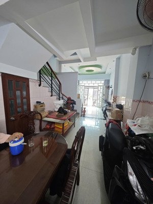 nhà đẹp hẻm 2 xe tải quay đầu- sổ hồng riêng