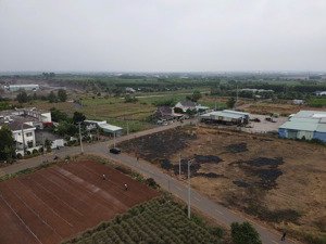 bán gấp 130m2 thổ cư. mặt tiền cách mạng tháng 8, cách trung tâm tp bà rịa 6km.