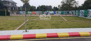 chính chủ bán đất nền hòa lạc vị trí trung tâm đô thị hòa lạc gần cầu vai réo , đại học fpt