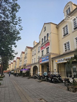 chủ cho thuê shophouse có thang máy kđt nam an khánh 200m2 siêu rộng giá rẻ nhất khu vực