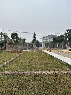 nhà cần tiền bán 100m2 full thổ cư phú cát, ô tô tránh, gần đhqg, đh fpt, cnc hoà lạc giá 3 tỷ