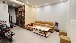 siêu phẩm nhà xây mới, 40m2 6tầng thang máy, chỉ hơn 9tỷ - còn thương lượng