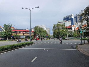 mặt tiền hoàng văn thụ - kdc chánh nghĩa