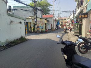 nhà hiếm phường thủ đức tdtsd 65m2, khu này giờ không còn giá này