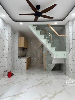 nhà mới ở ngay sát sân bay-tân bình-3 tầng-3pn-25m2-chỉ 3.xx tỷ