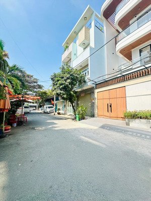 hiếm - ngang 6m diện tích khủng 112m2 đường 8m thông - ngay tân hoà đông - giáp tân phú