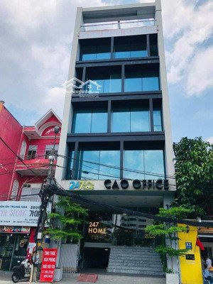 sẵn dòng tiền 250triệu/tháng toà nhà 7 tầng đường bến vân đồn, quận 4. liền kề quận 1. giá 42tỷ